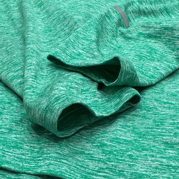 Nike Women's Green Athletic Long Sleeve Top - Picture 5 of 7